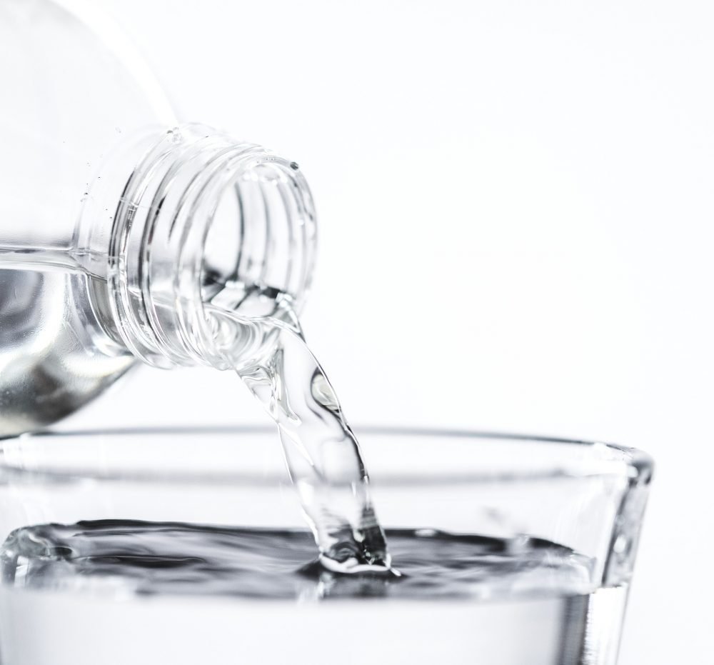 Al momento stai visualizzando Acqua e idratazione tra dubbi e perplessità