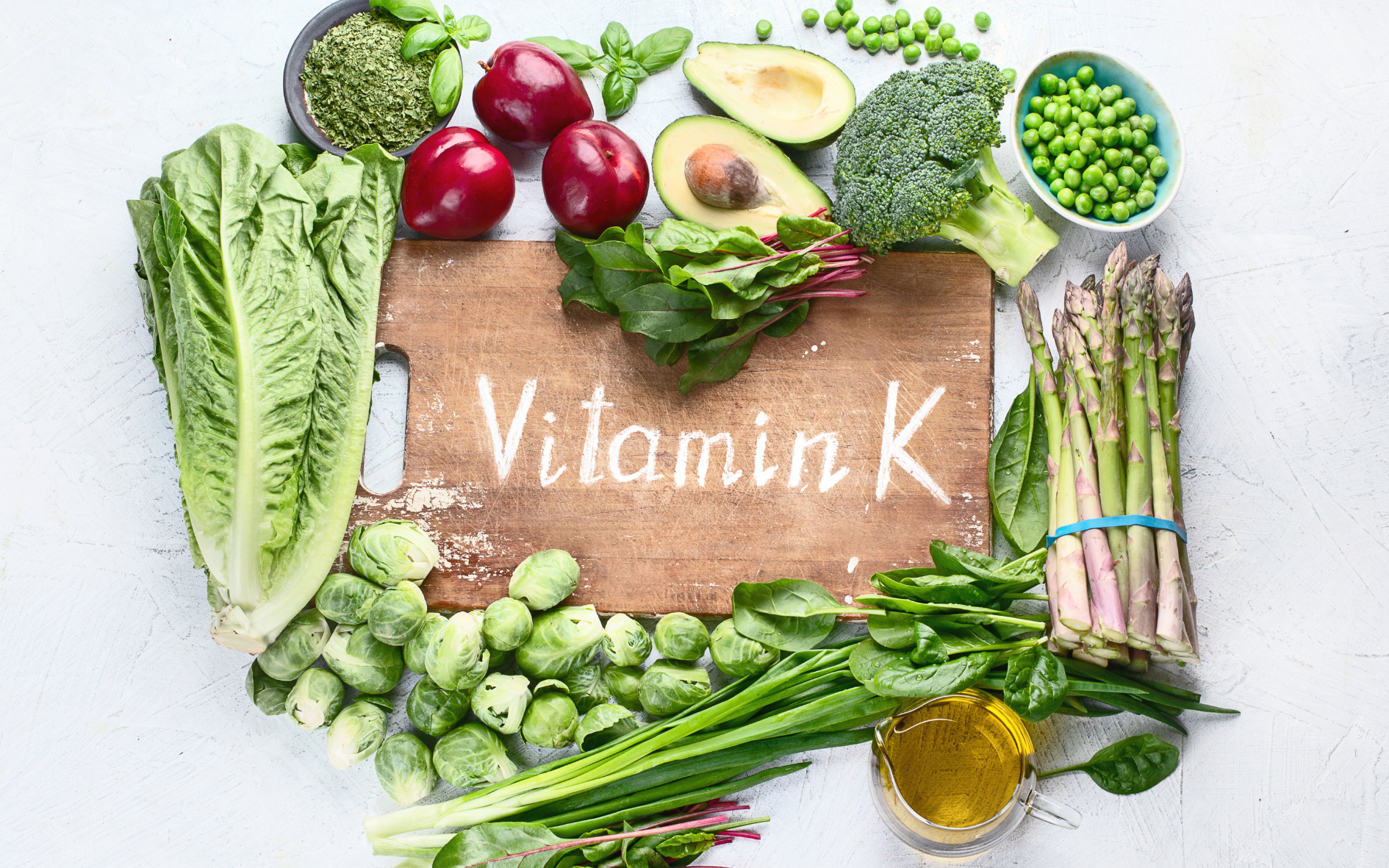 Vitamina K: la vitamina della coagulazione che protegge ossa e cuore